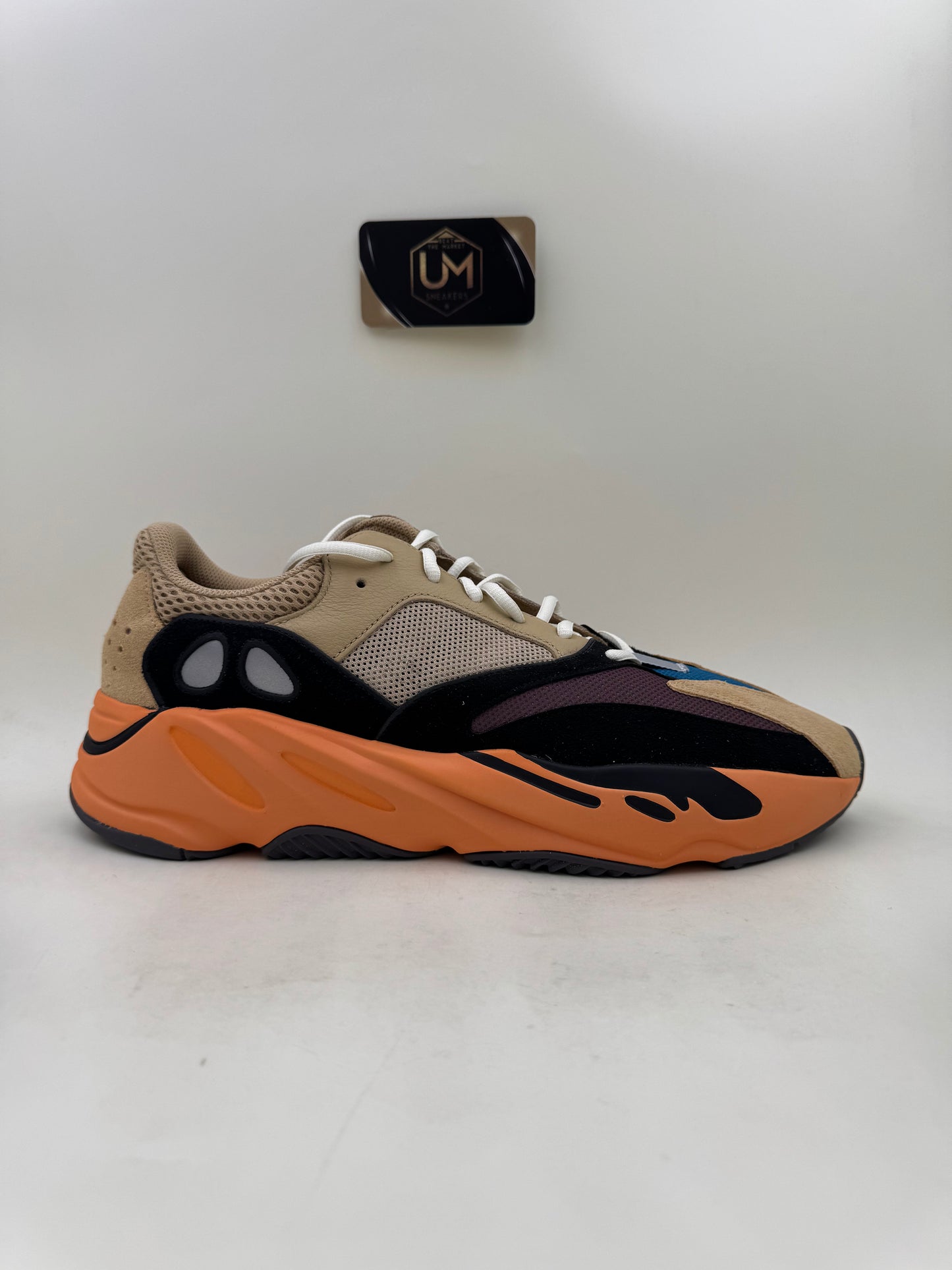 Yeezy 700 'Enflame Amber' | Size 13