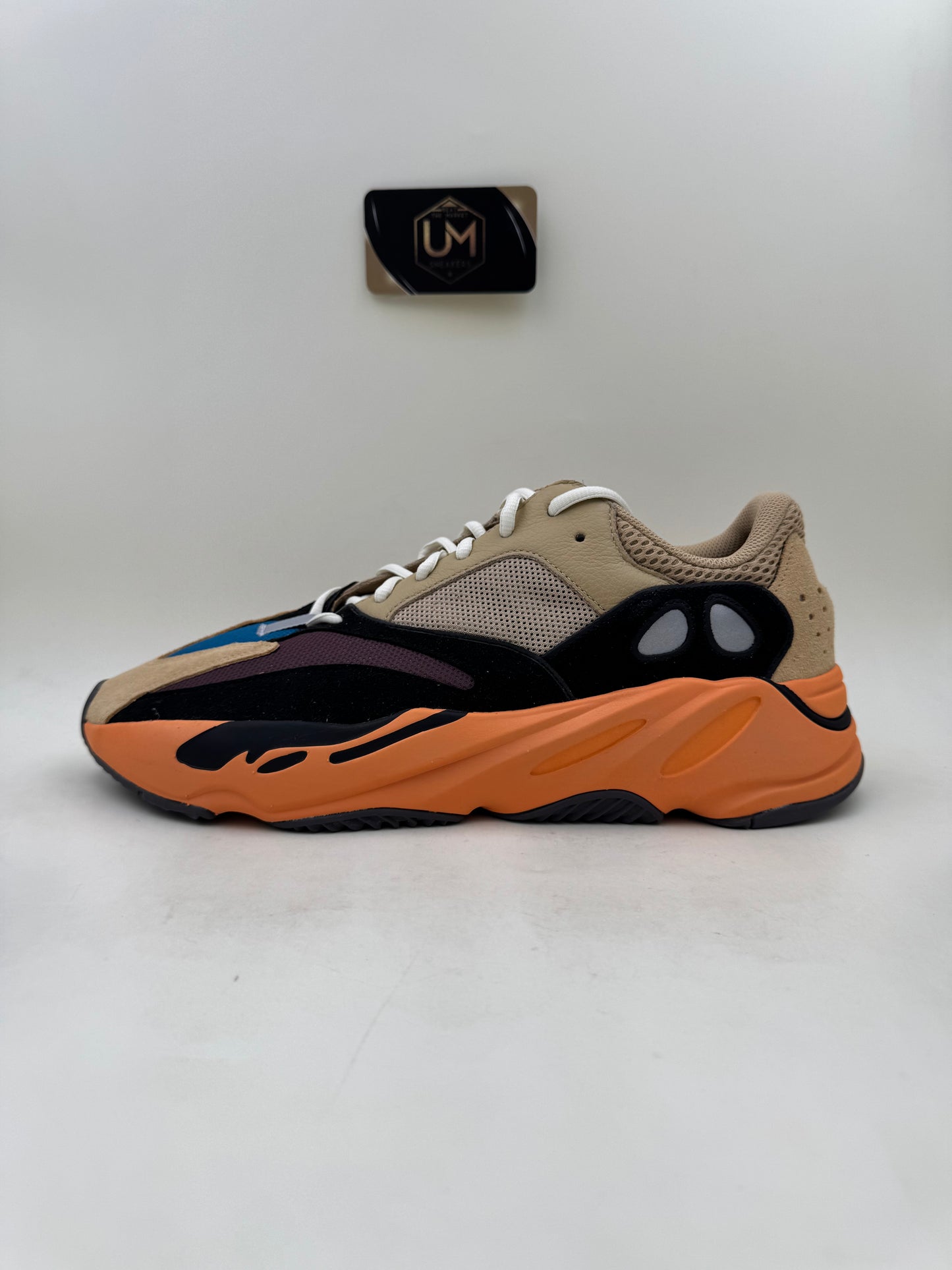 Yeezy 700 'Enflame Amber' | Size 13