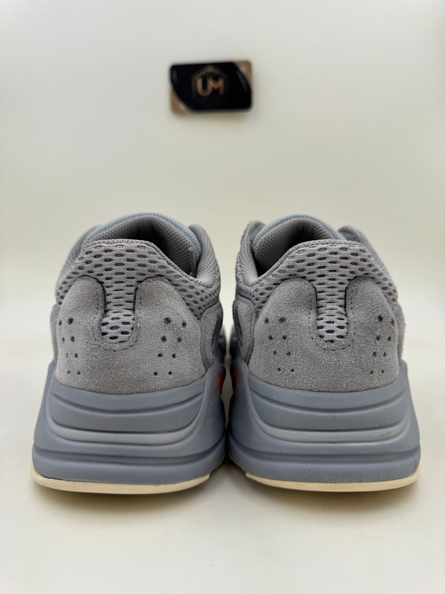 Yeezy 700 ‘Inertia’ | Size 6