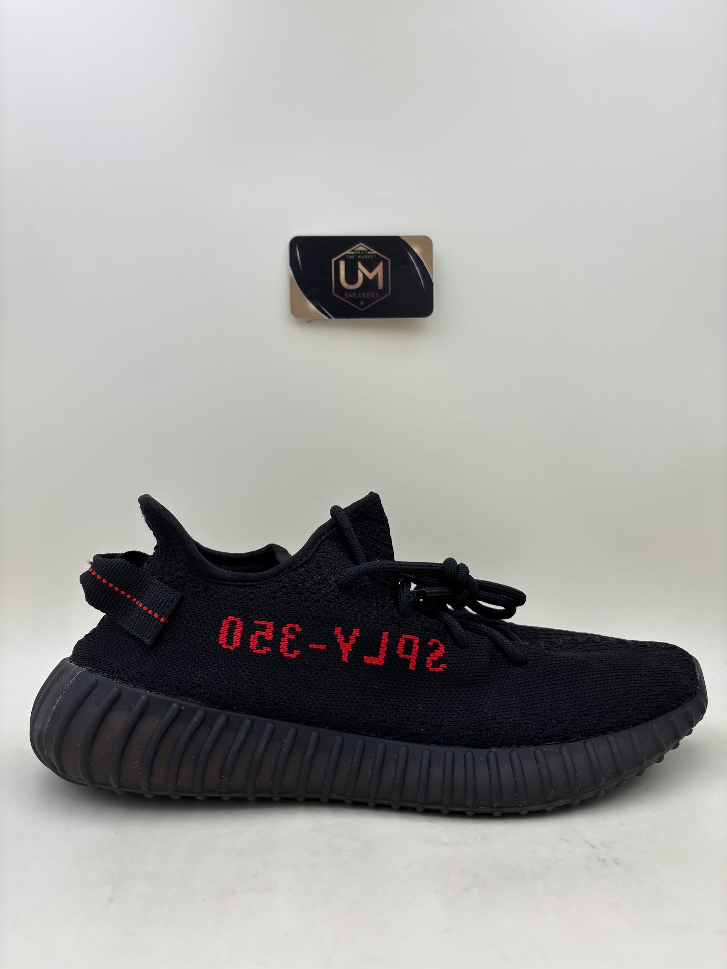 Yeezy 350 V2 ‘Bred’ | Size 10