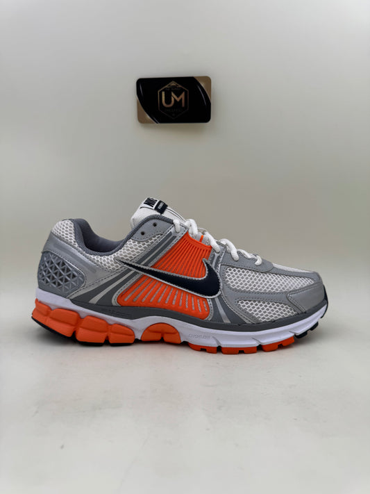 Nike Vomero 5 'Platinum Tint Safety Orange' | Size 10