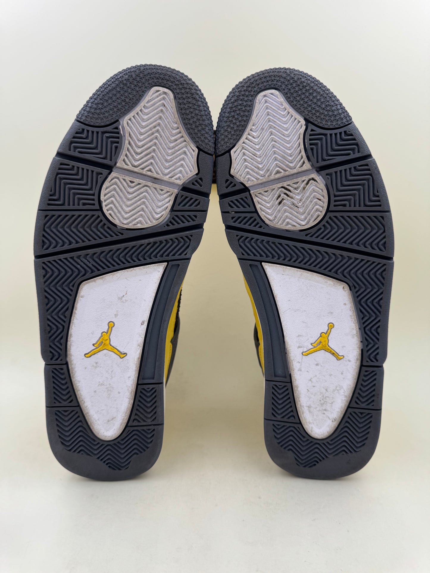 Jordan 4 'Lightning' 2021 | Size 11.5