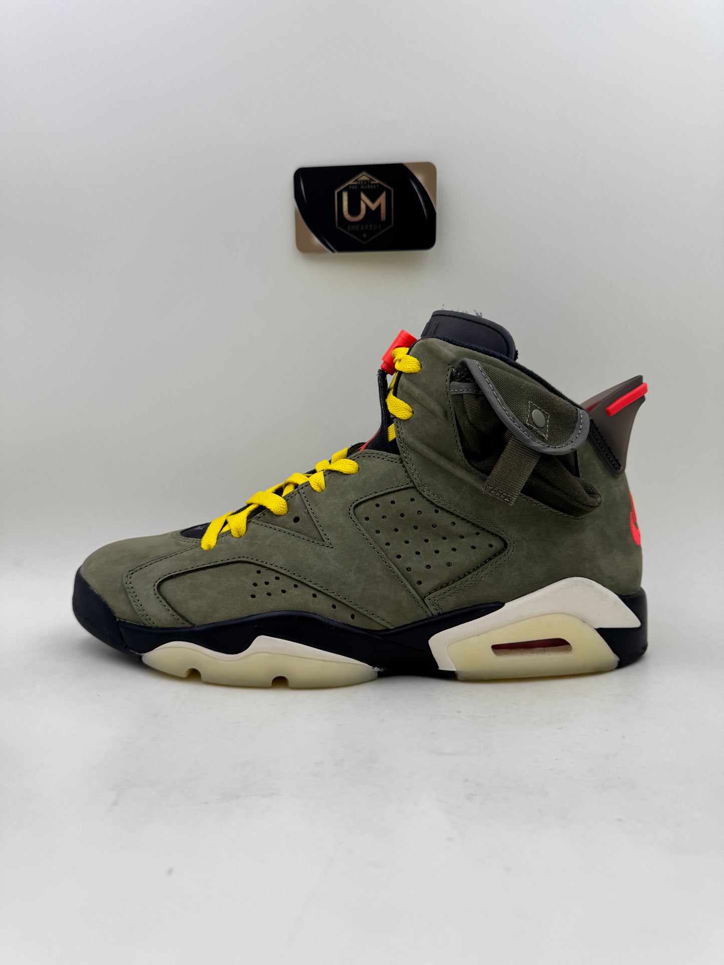 Travis Scott x Jordan 6 ‘Olive’ | Size 10.5