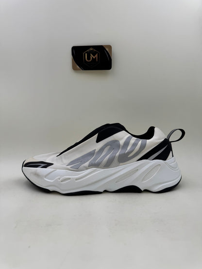 Yeezy 700 MNVN Laceless ‘Analog’ | Size 9