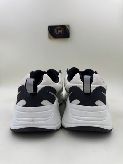 Yeezy 700 MNVN Laceless ‘Analog’ | Size 9