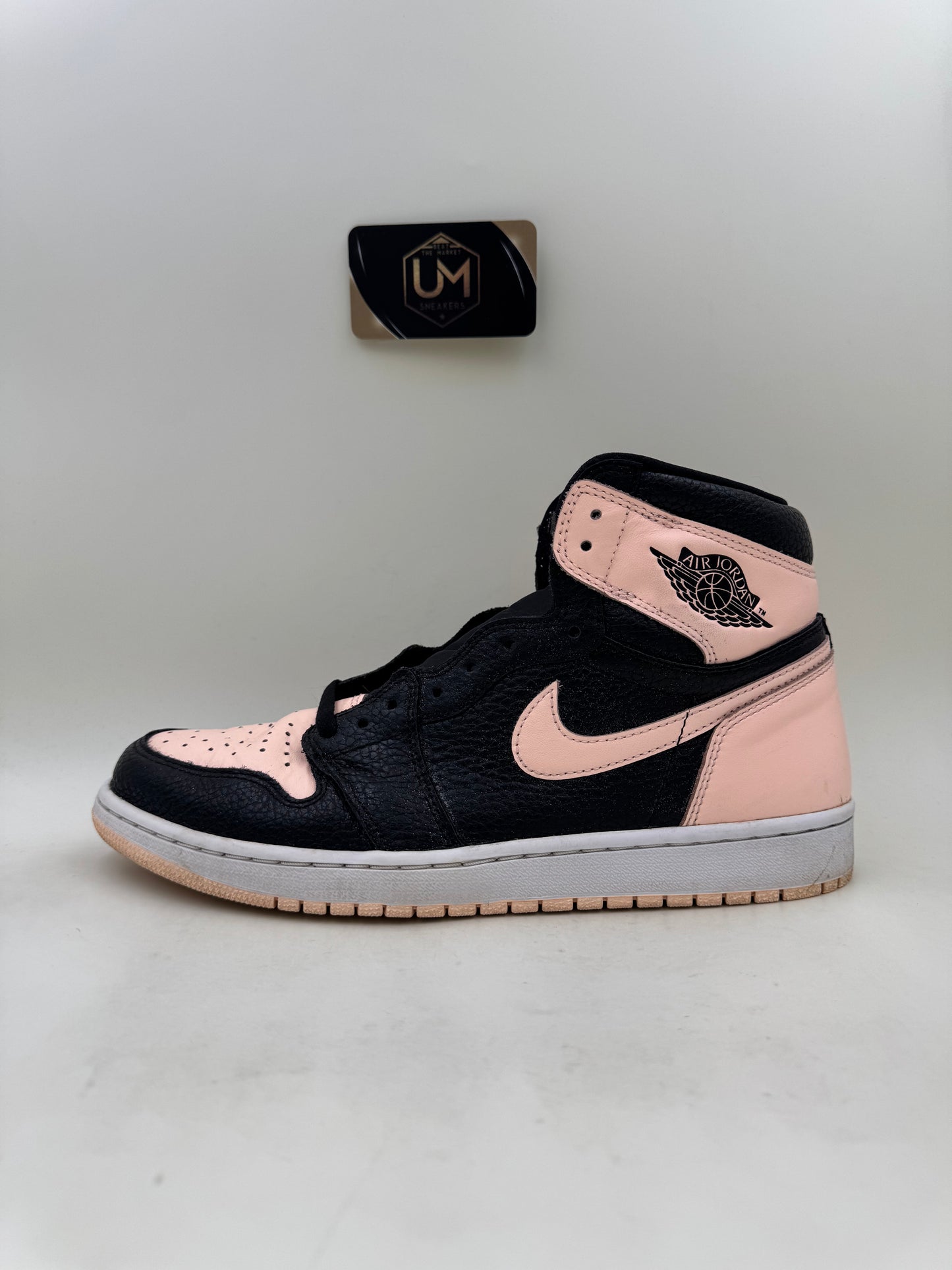 Jordan 1 High 'Crimson Tint' | Size 10.5