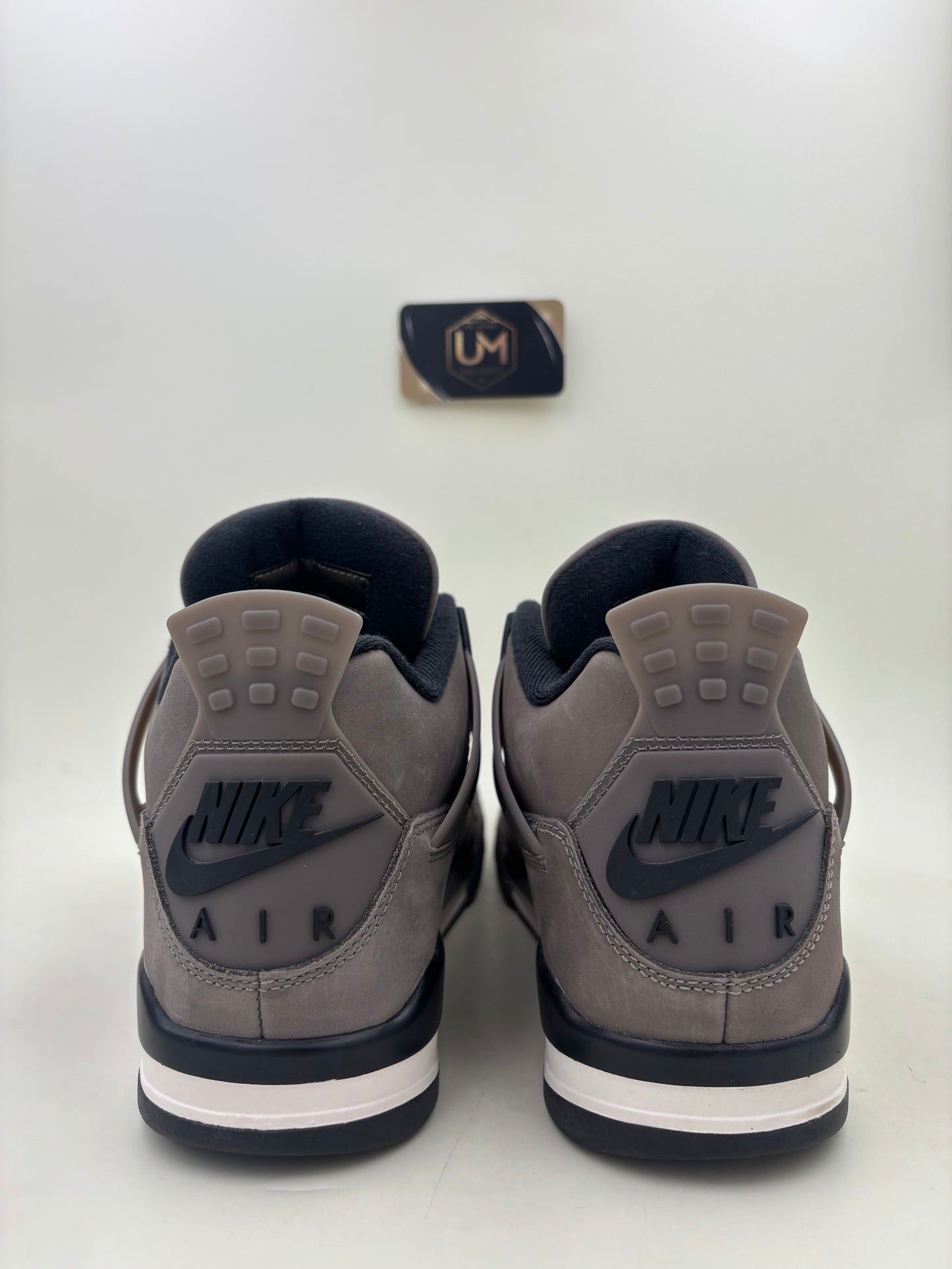 Jordan 4 ‘Cave Stone’ | Size 9.5