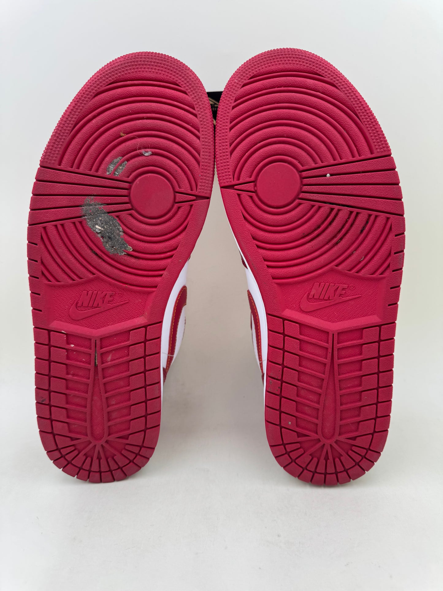 Jordan 1 Low 'Cardinal Red' | Size 10.5