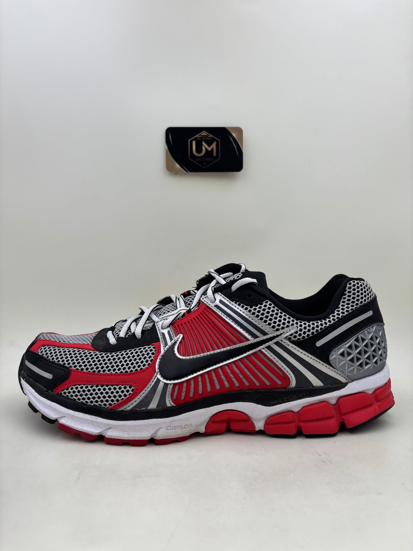 Nike Air Vomero 5 ‘Metallic Silver University Red’ | Size 12.5