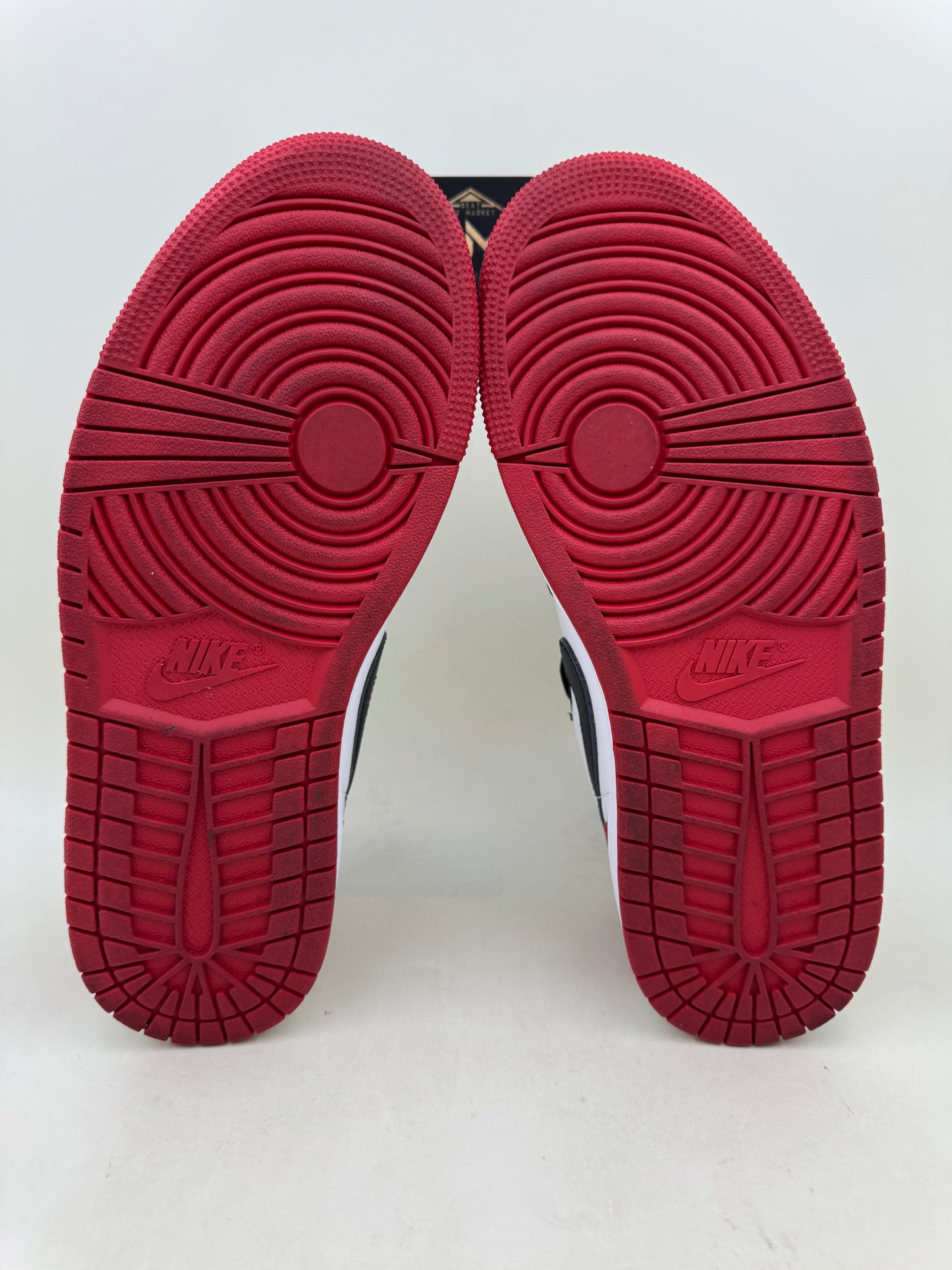 Jordan 1 Low ‘Black Toe’ | Size 8