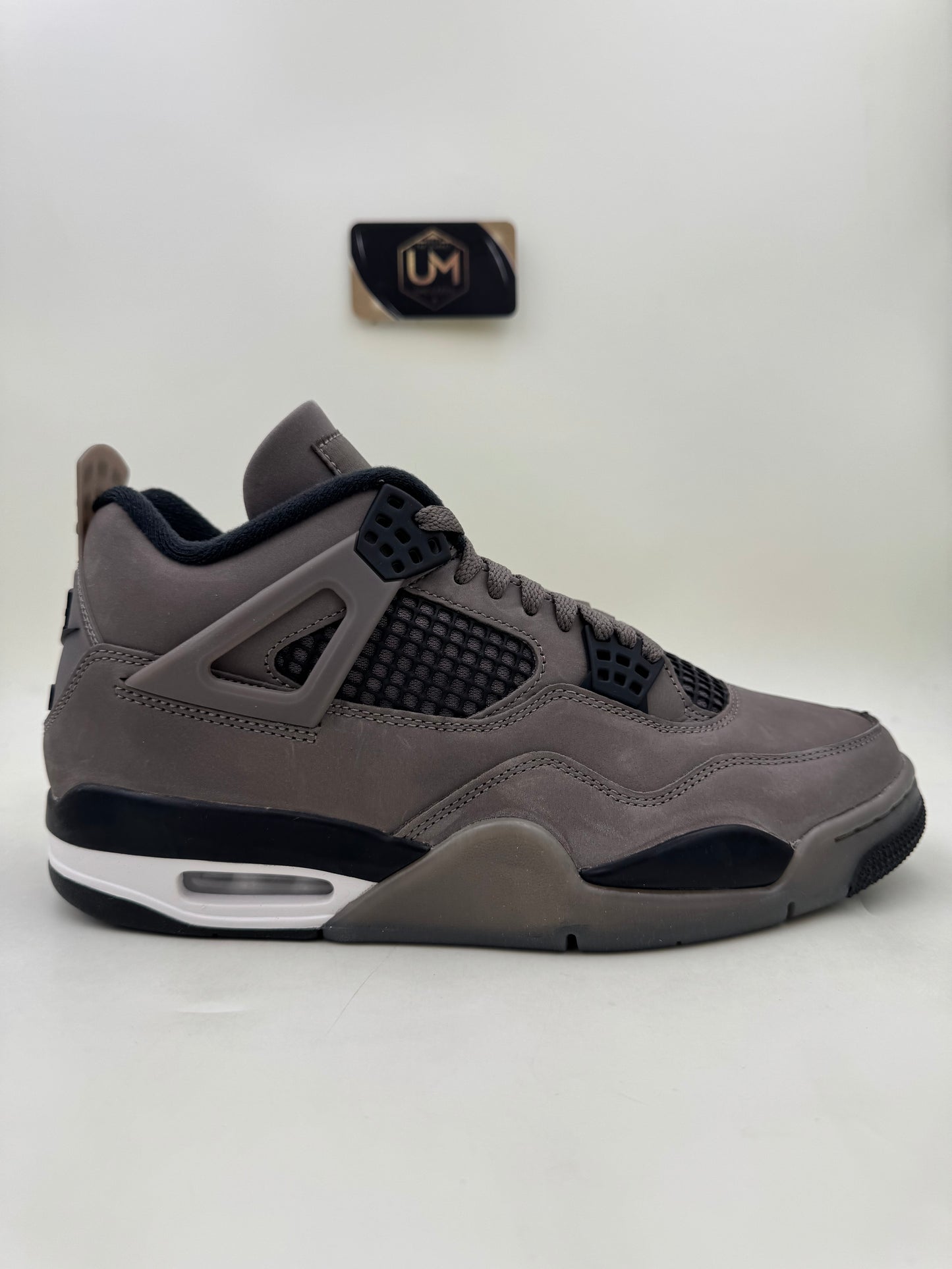 Jordan 4 'Cave Stone' | Size 9.5