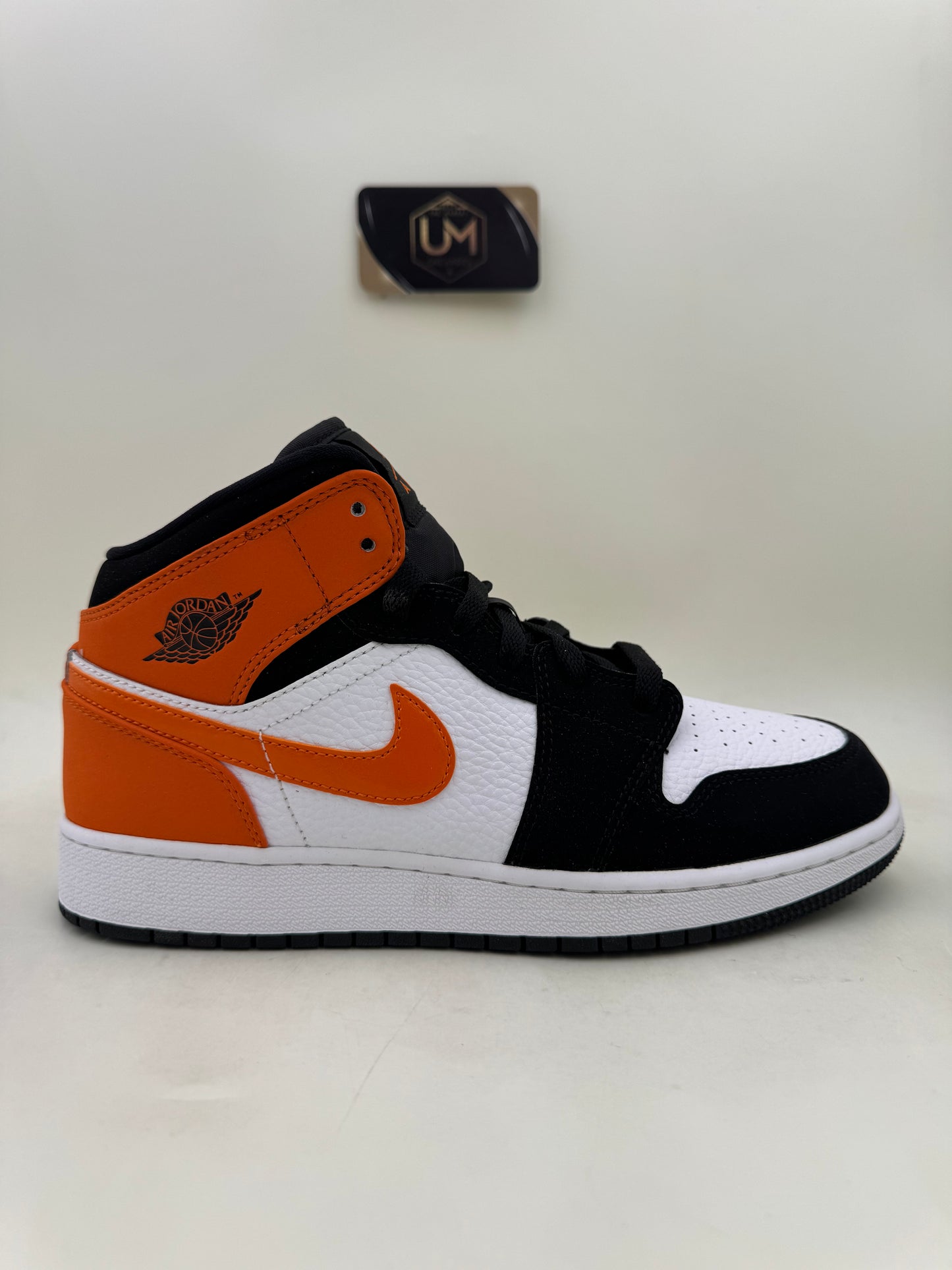 Jordan 1 Mid ‘Shattered Backboard’ | Size 6.5Y