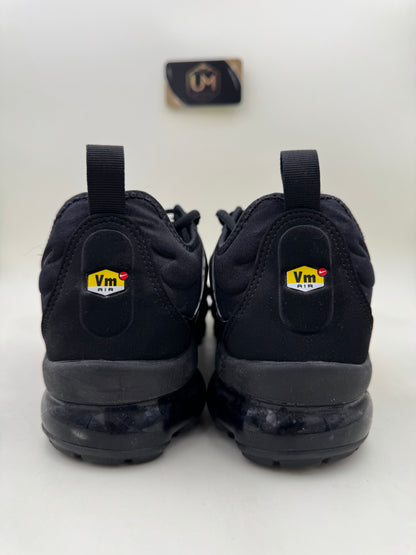 Nike VaporMax Plus ‘Triple Black’ | Size 8.5