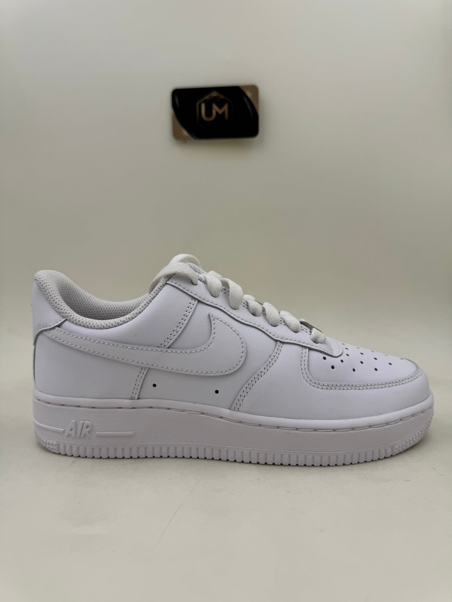 Nike Air Force 1 '07 'Triple White' | Size 6.5W