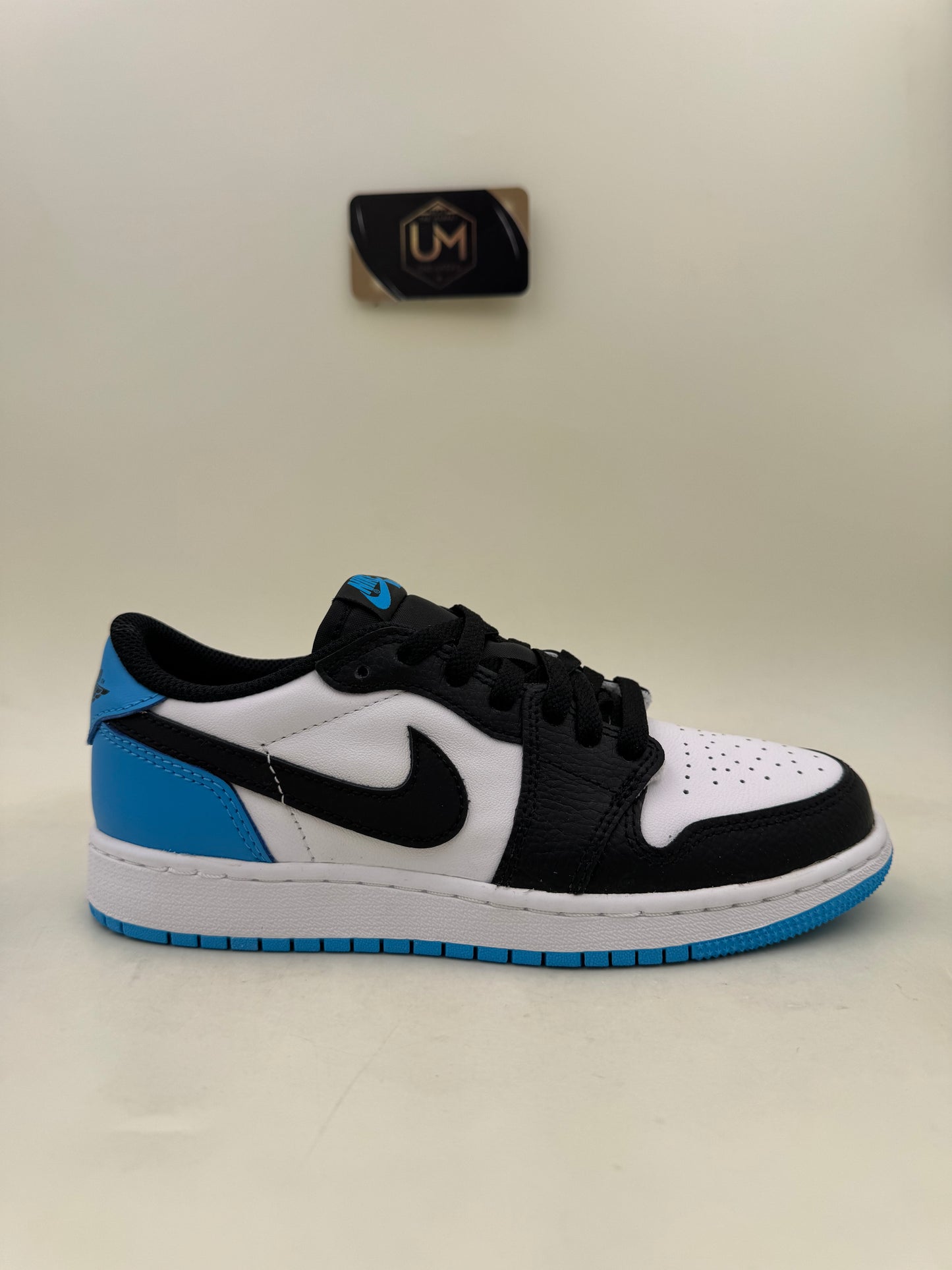 Jordan 1 Low 'UNC | Size 4.5Y