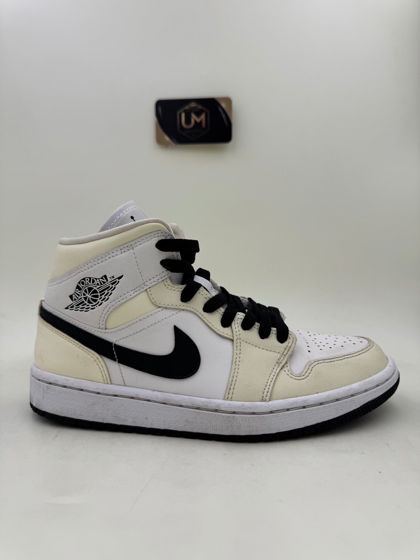 Jordan 1 Mid ‘Coconut Milk’ | Size 7.5W