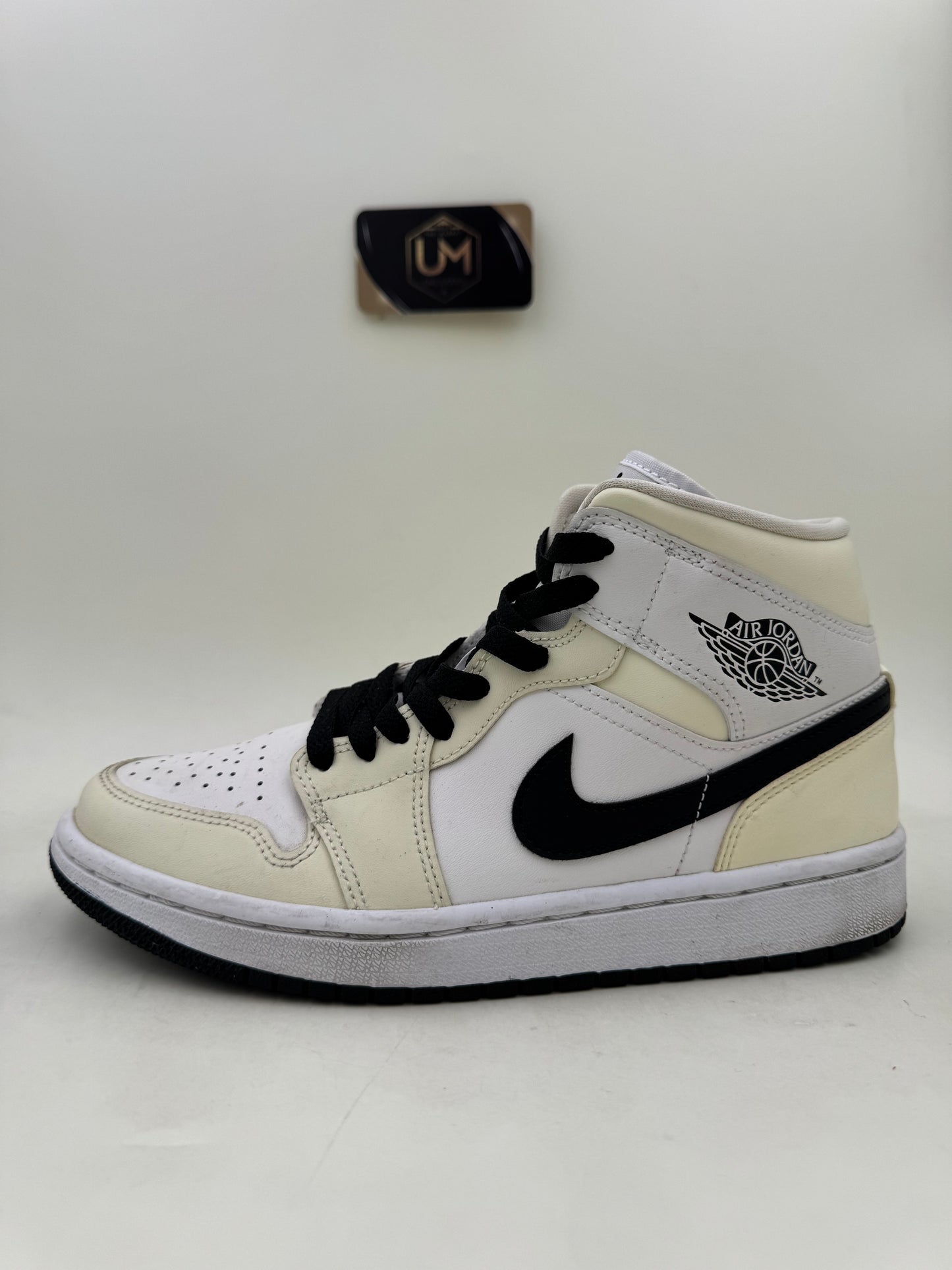 Jordan 1 Mid ‘Coconut Milk’ | Size 7.5W