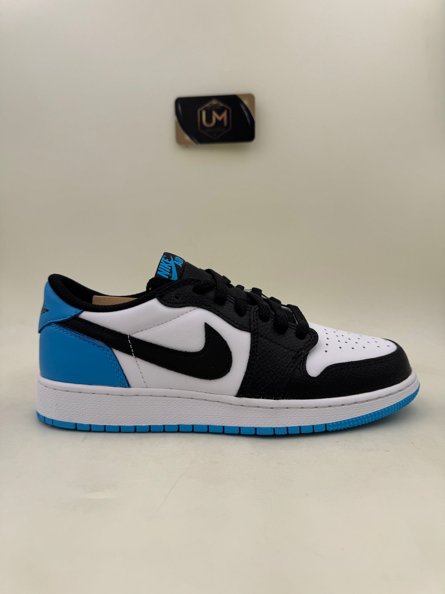 Jordan 1 Low ‘UNC’ | Size 7Y