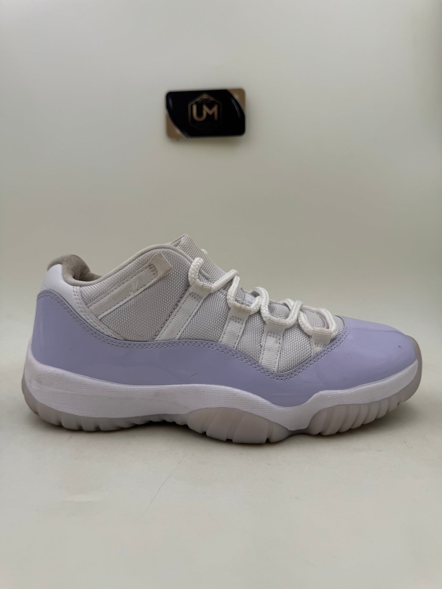Jordan 11 Low ‘Pure Violet’ | Size 7Y