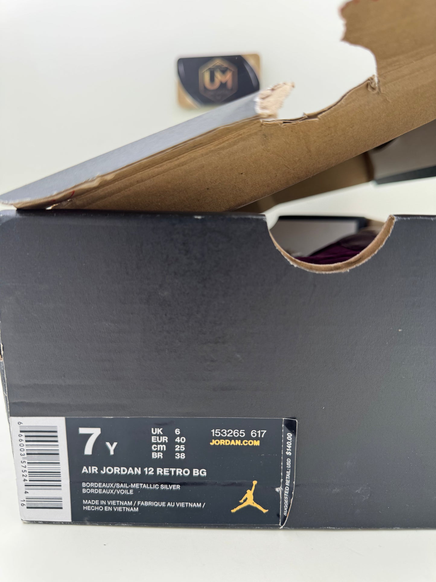 Jordan 12 ‘Bordeaux’ | Size 7Y