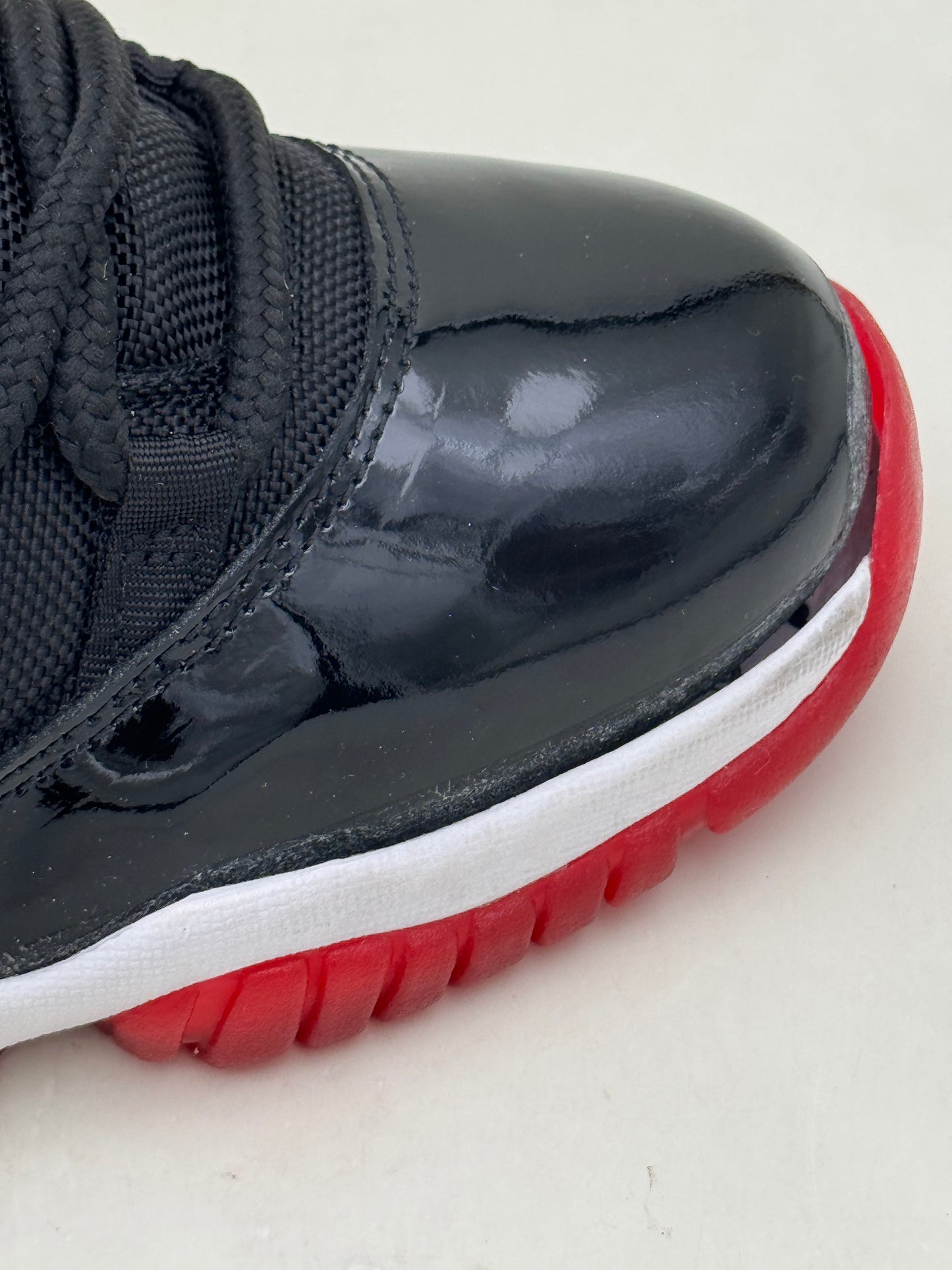 Jordan 11 ‘Bred’ 2001 | Size 9