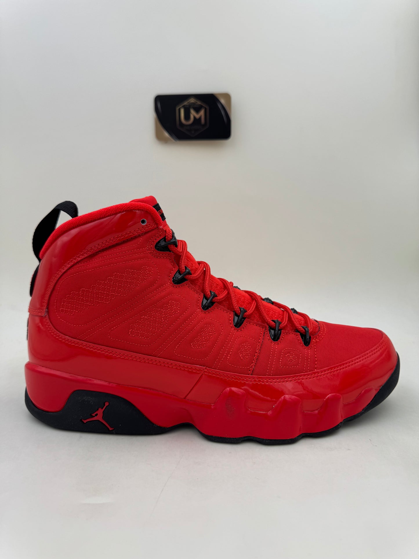Jordan 9 ‘Chile Red’ | Size 9.5