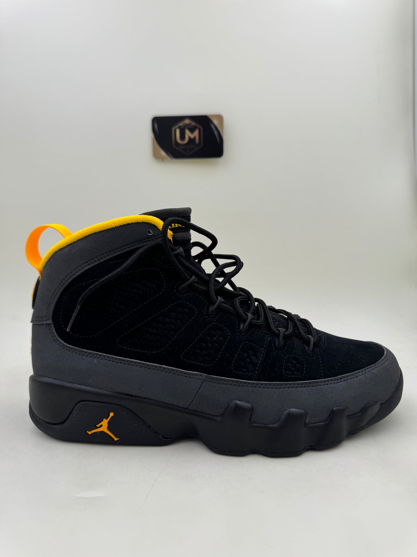Jordan 9 ‘Dark Charcoal University Gold' | Size 9.5