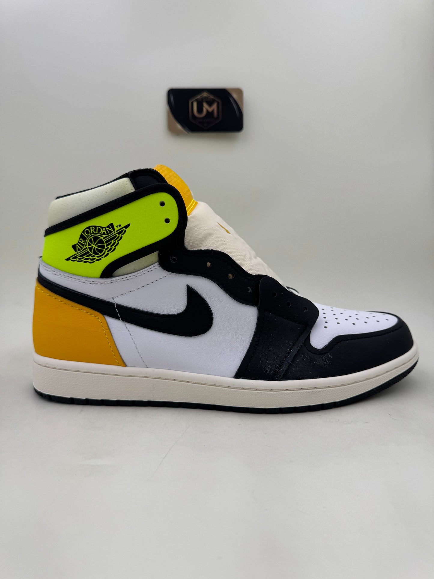 Jordan 1 High ‘Volt Gold’ | Size 10