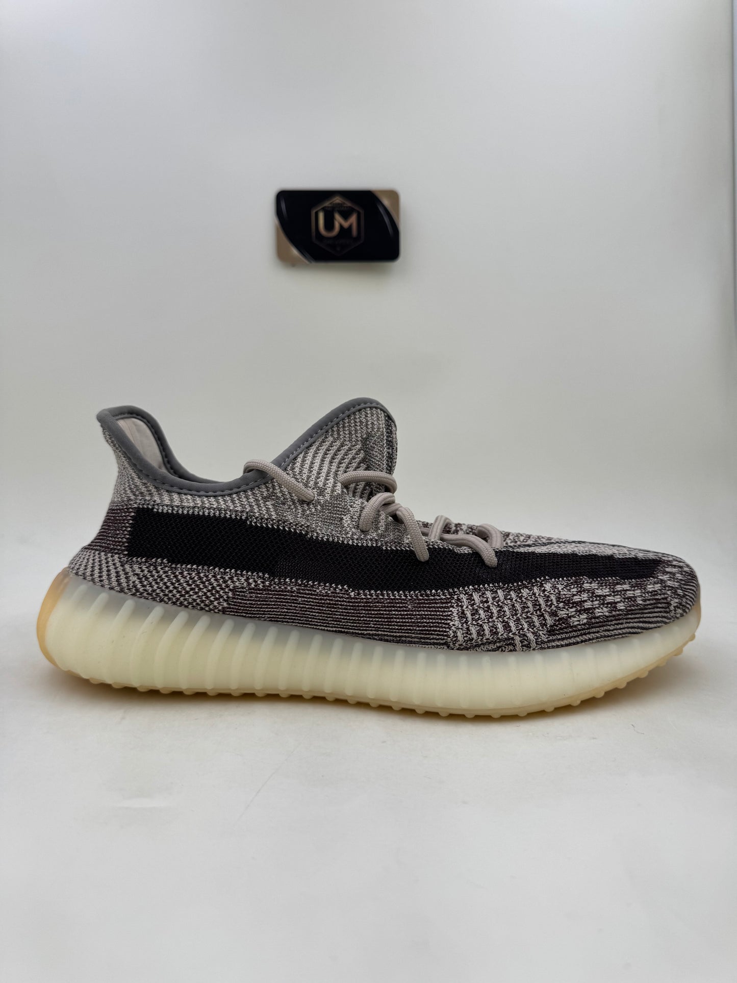 Yeezy 350 V2 ‘Zyon’ | Size 10.5