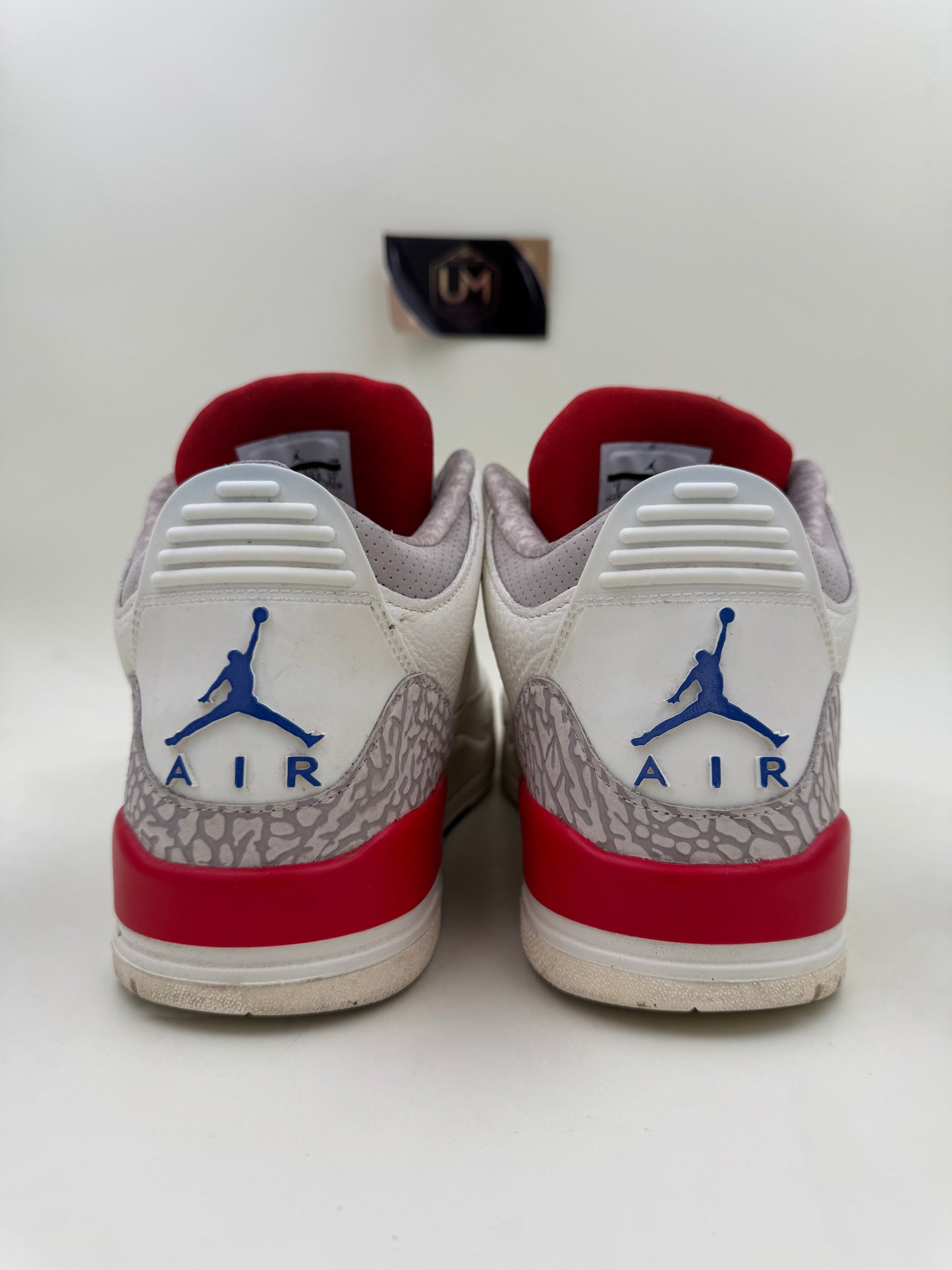 Jordan 3 ‘International Flight’ | Size 9