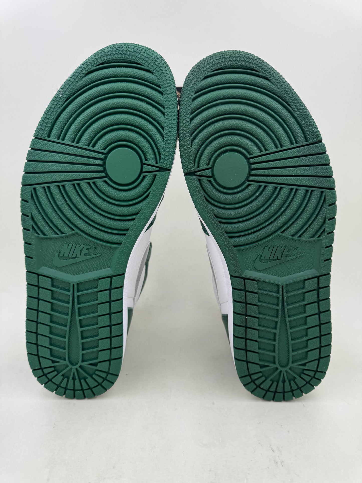 Jordan 1 High ‘Gorge Green’ | Size 10.5