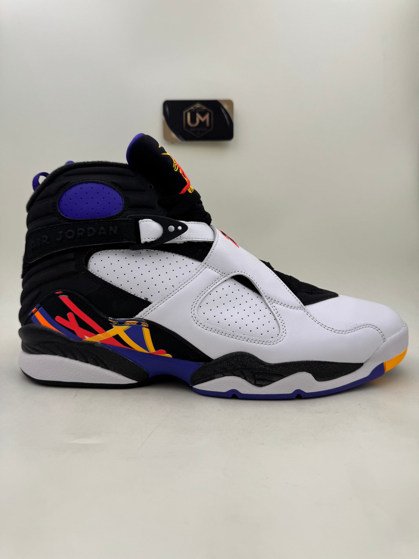 Jordan 8 'Three-Peat' | Size 13