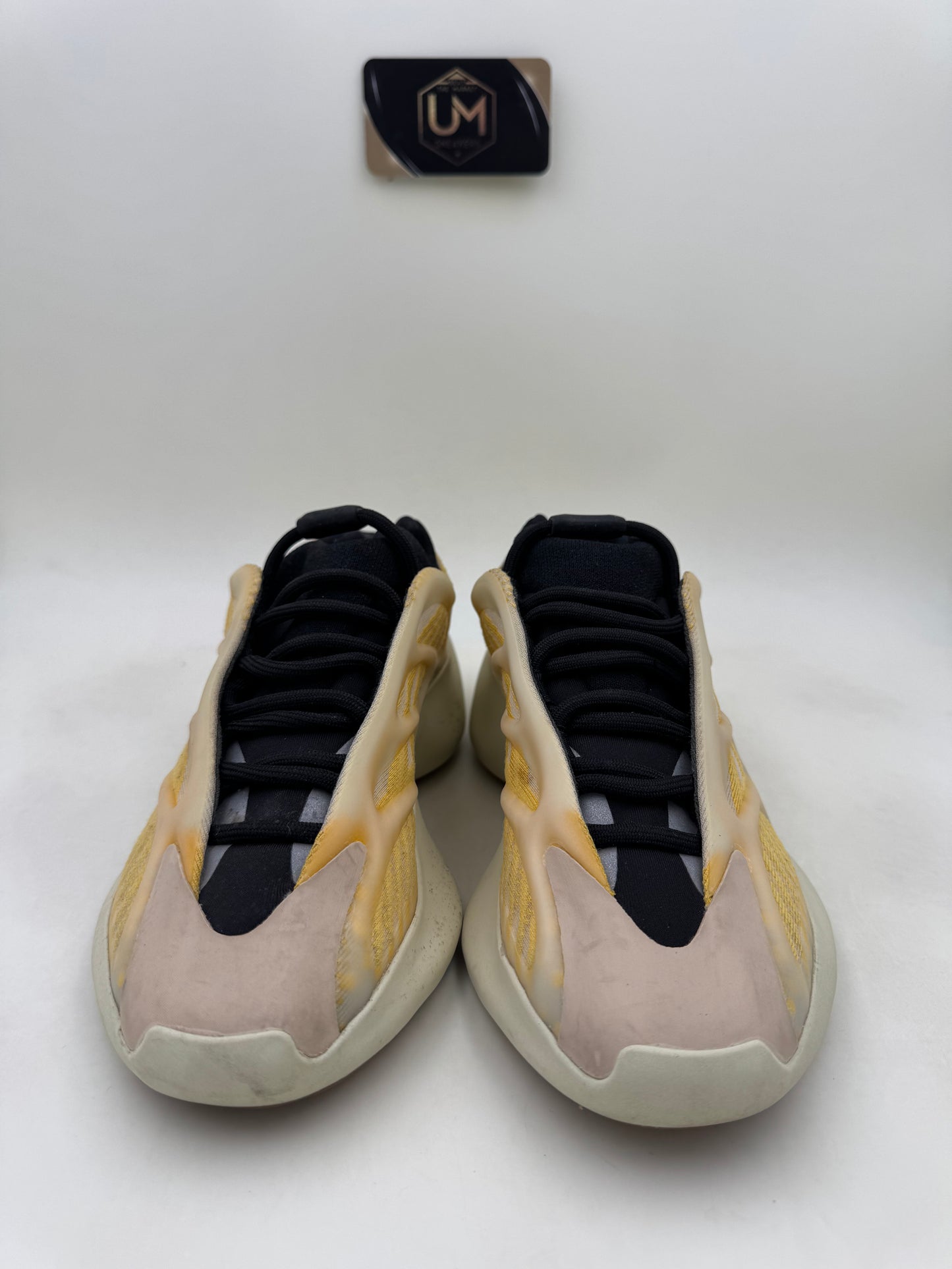 Yeezy 700 V3 ‘Safflower’ | Size 4