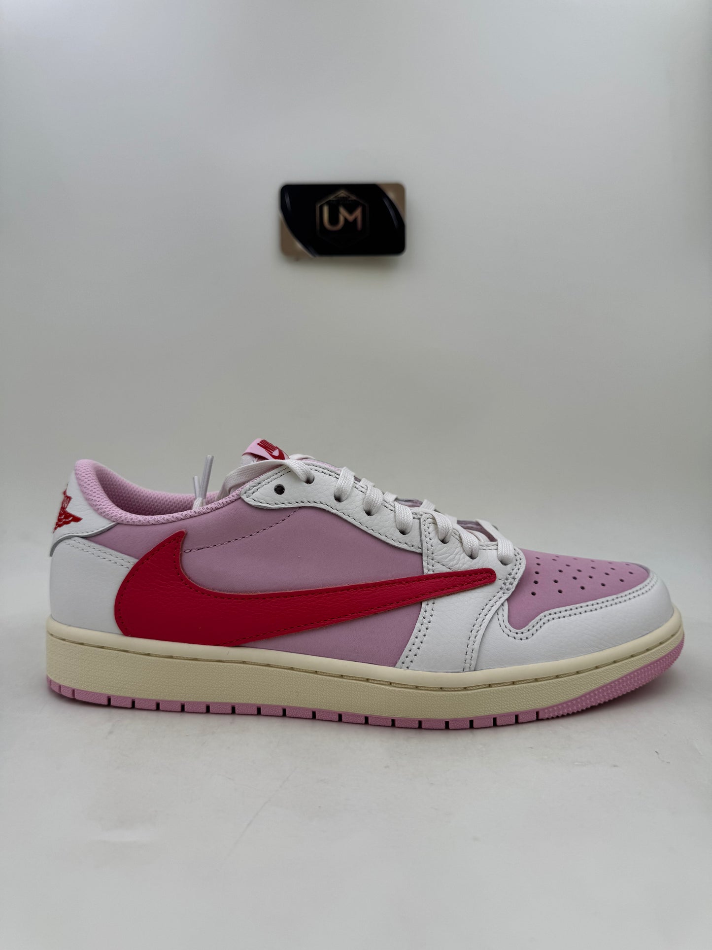 Travis Scott x Jordan 1 Low ‘Sail Tropical Pink’ | Size 9