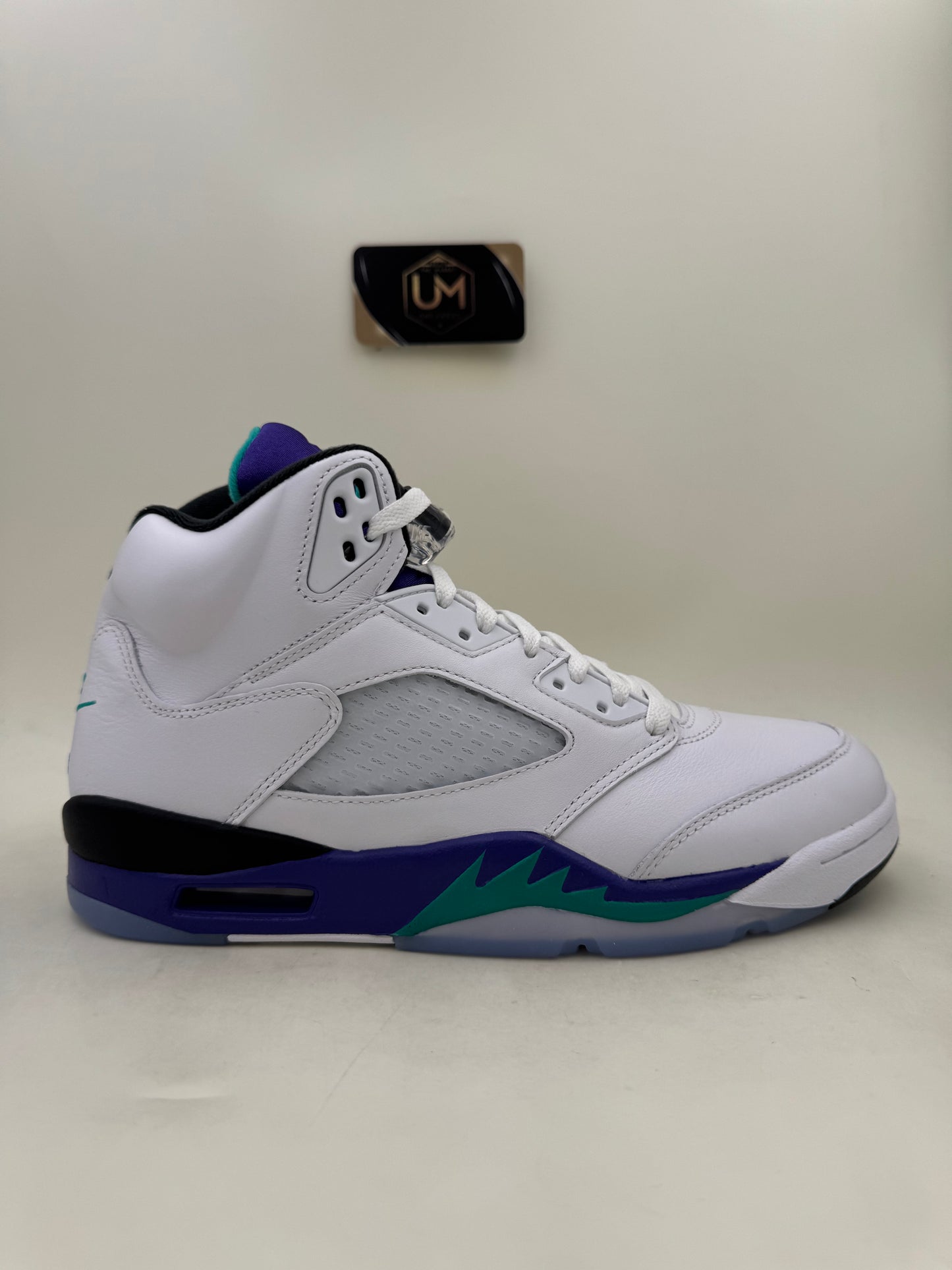 Jordan 5 ‘Grape’ 2025 | Size 9.5