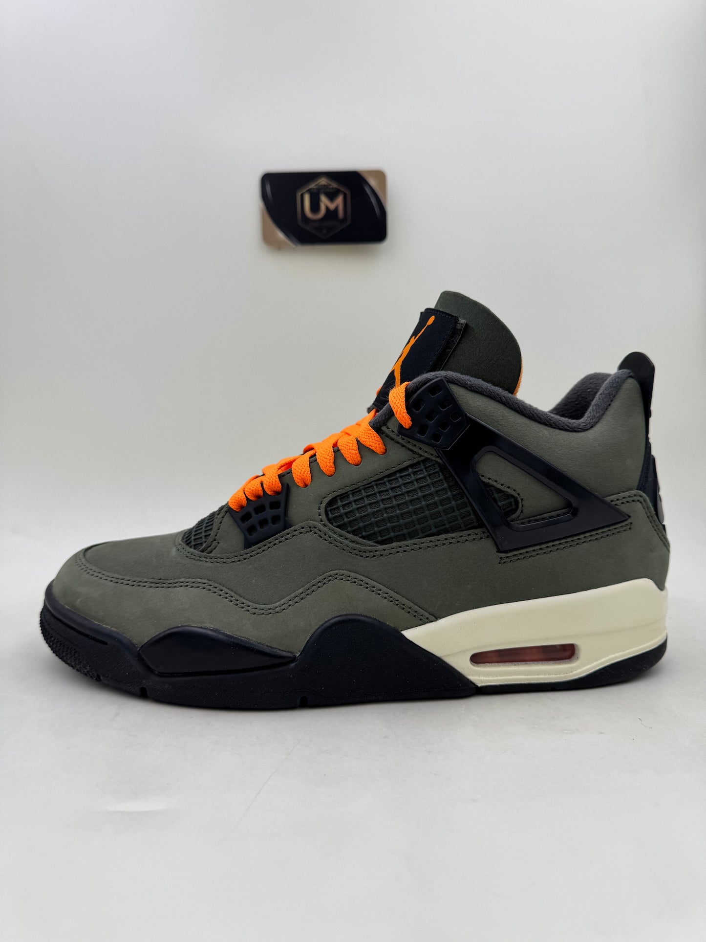 Undefeated x Jordan 4 2025 | Size 9