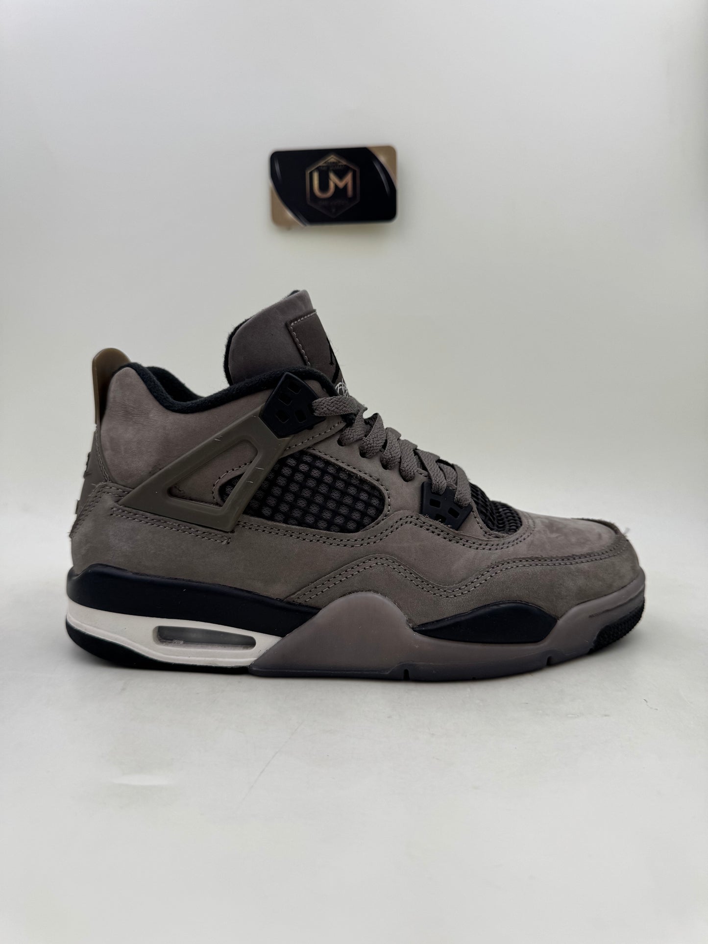 Jordan 4 ‘Cave Stone’ | Size 7Y