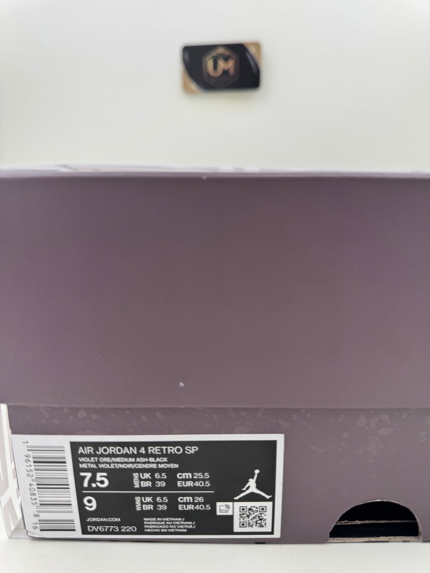 A Ma Maniére x Jordan 4 'Violet Ore' | Size 7.5