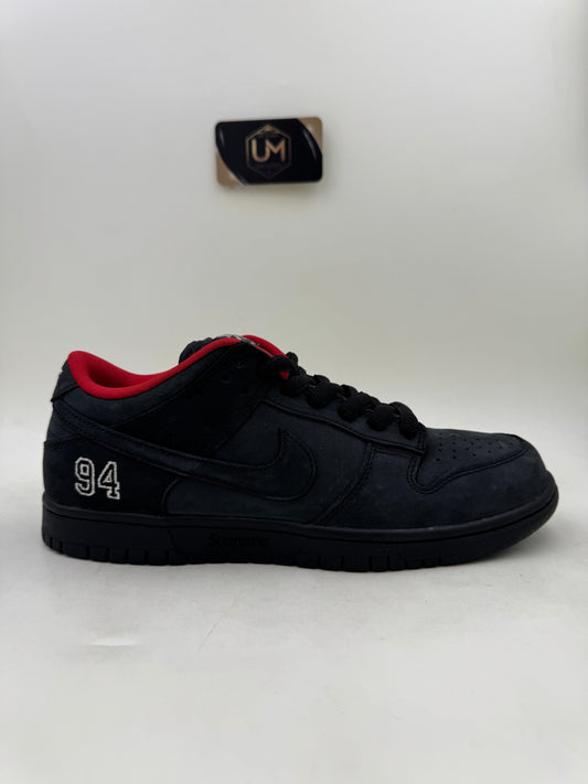 Supreme x Nike Dunk Low SB ‘Black’ | Size 8.5