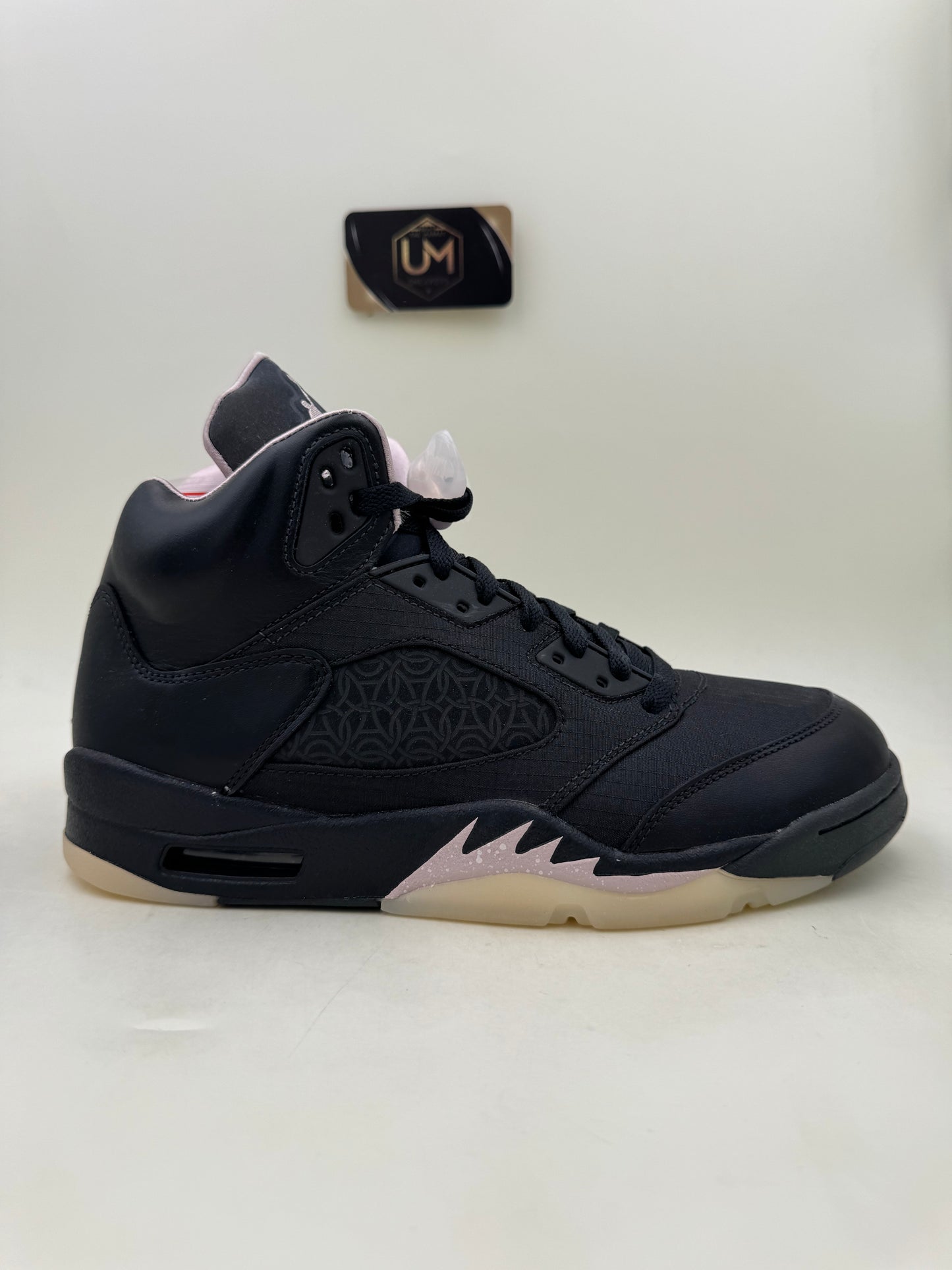 Paris Saint-Germain x Jordan 5 ‘Off Noir’ | Size 9.5