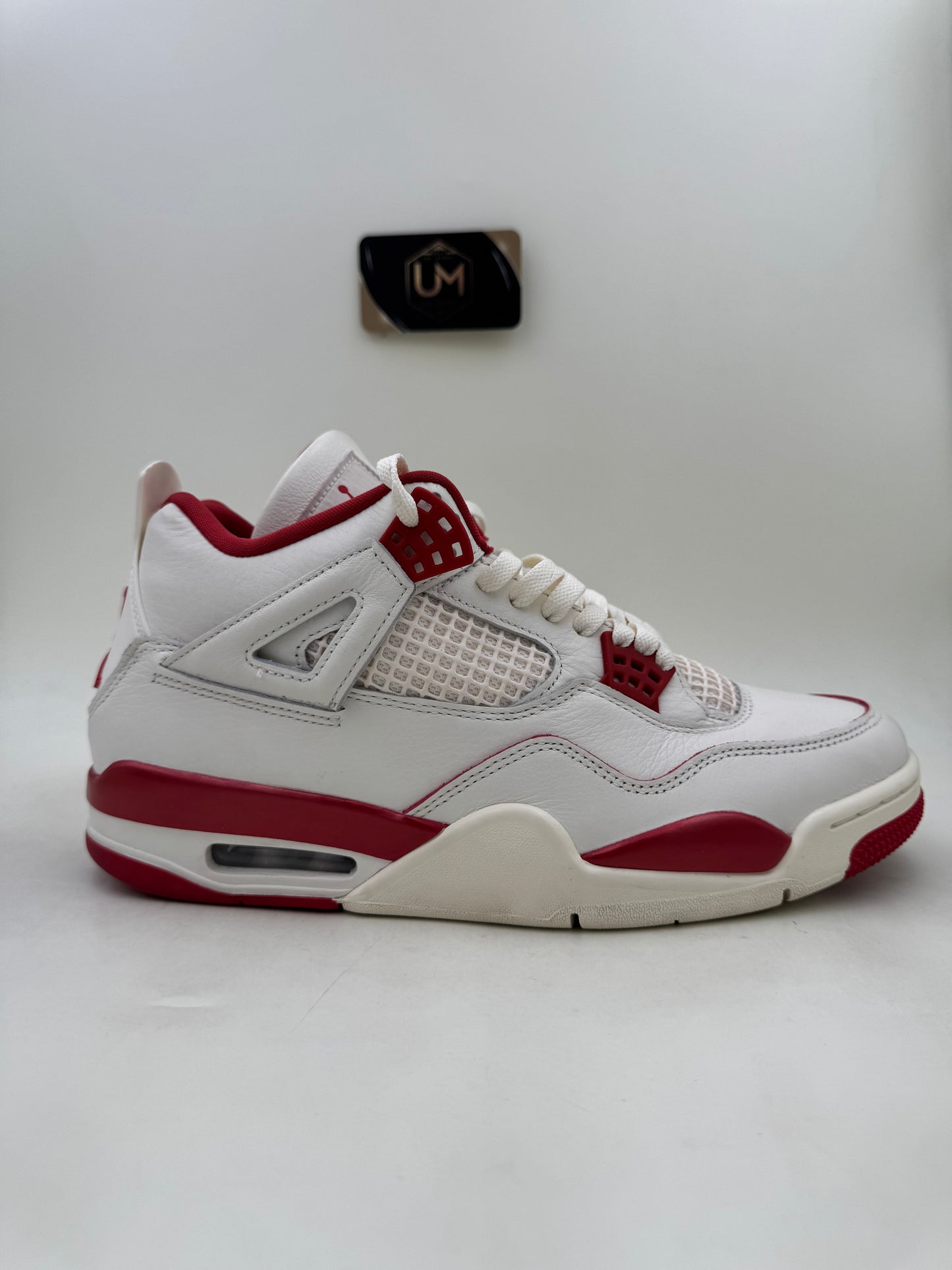 Jordan 4 ‘Valentine’s Day’ | Size 10.5