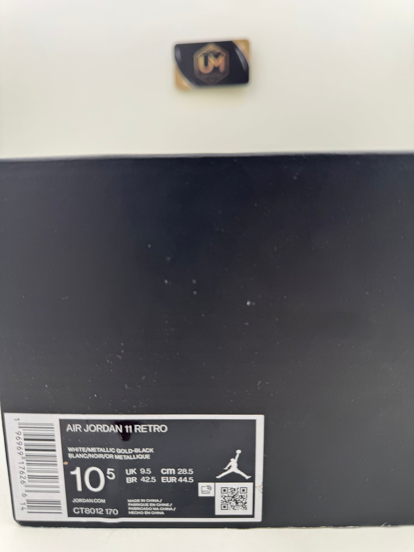 Jordan 11 ‘Gratitude / Defining Moments’ | Size 10.5
