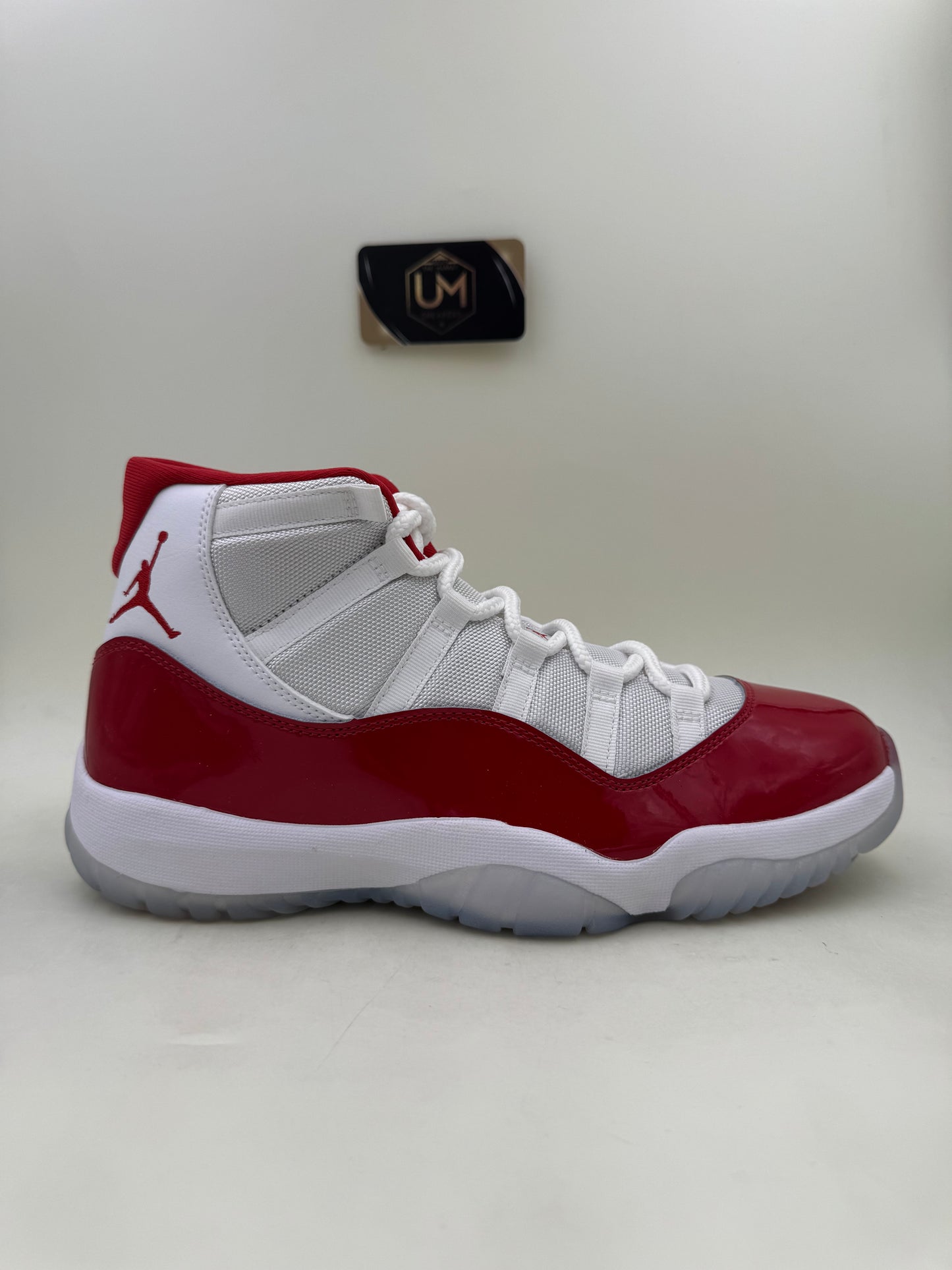 Jordan 11 ‘Cherry’ | Size 10.5