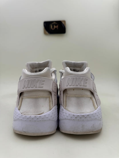 Nike Huarache Run ‘White Pure Platinum’ | Size 6.5Y