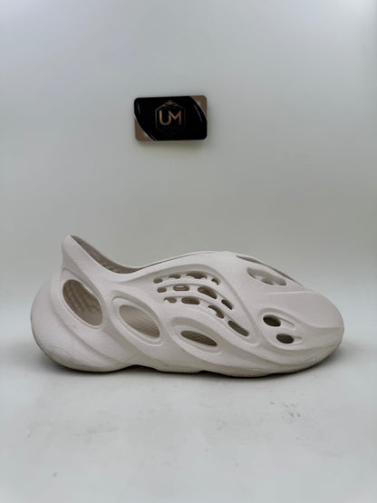 Yeezy Foam Runner ‘Ararat’ | Size 9