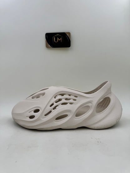 Yeezy Foam Runner ‘Ararat’ | Size 9