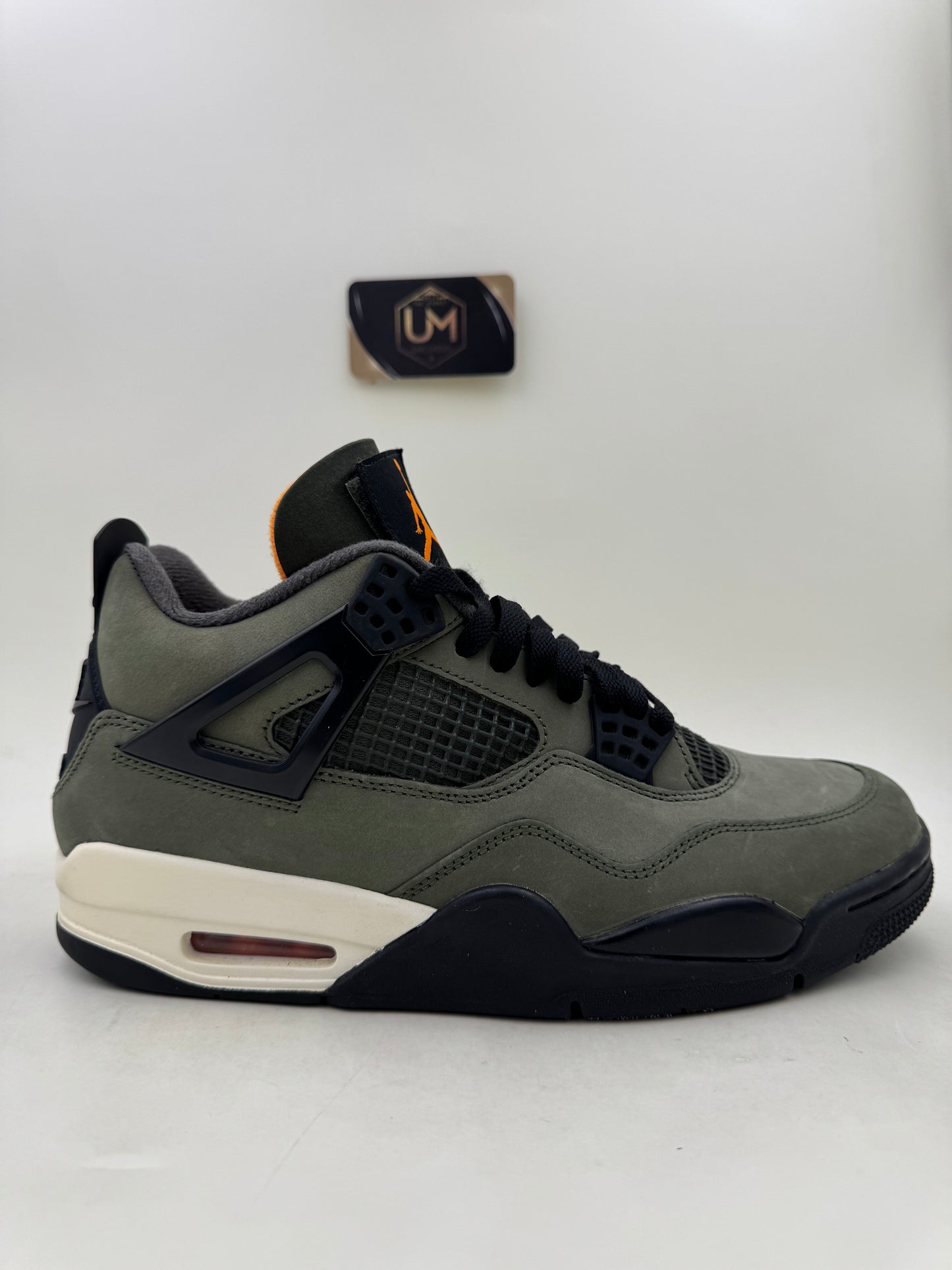 Undefeated x Jordan 4 2025 | Size 9.5