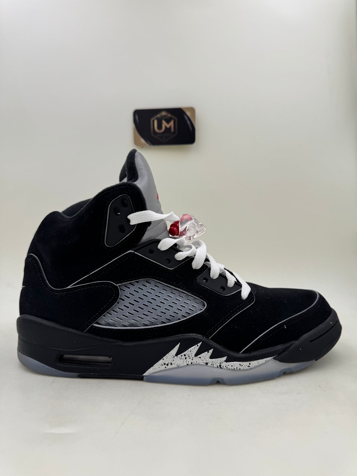 Jordan 5 ‘Black Metallic Reimagined’ | Size 9.5