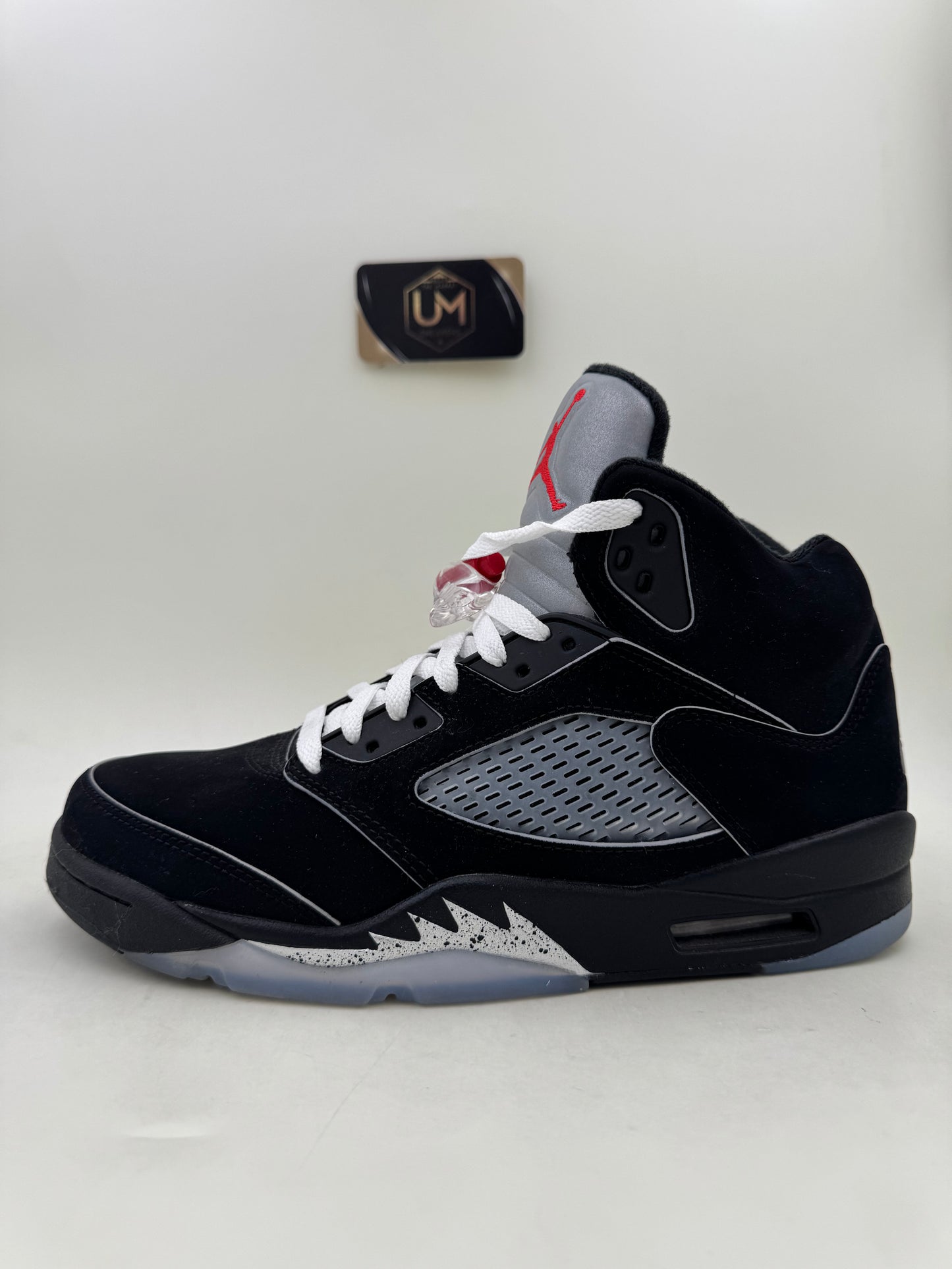 Jordan 5 ‘Black Metallic Reimagined’ | Size 9.5