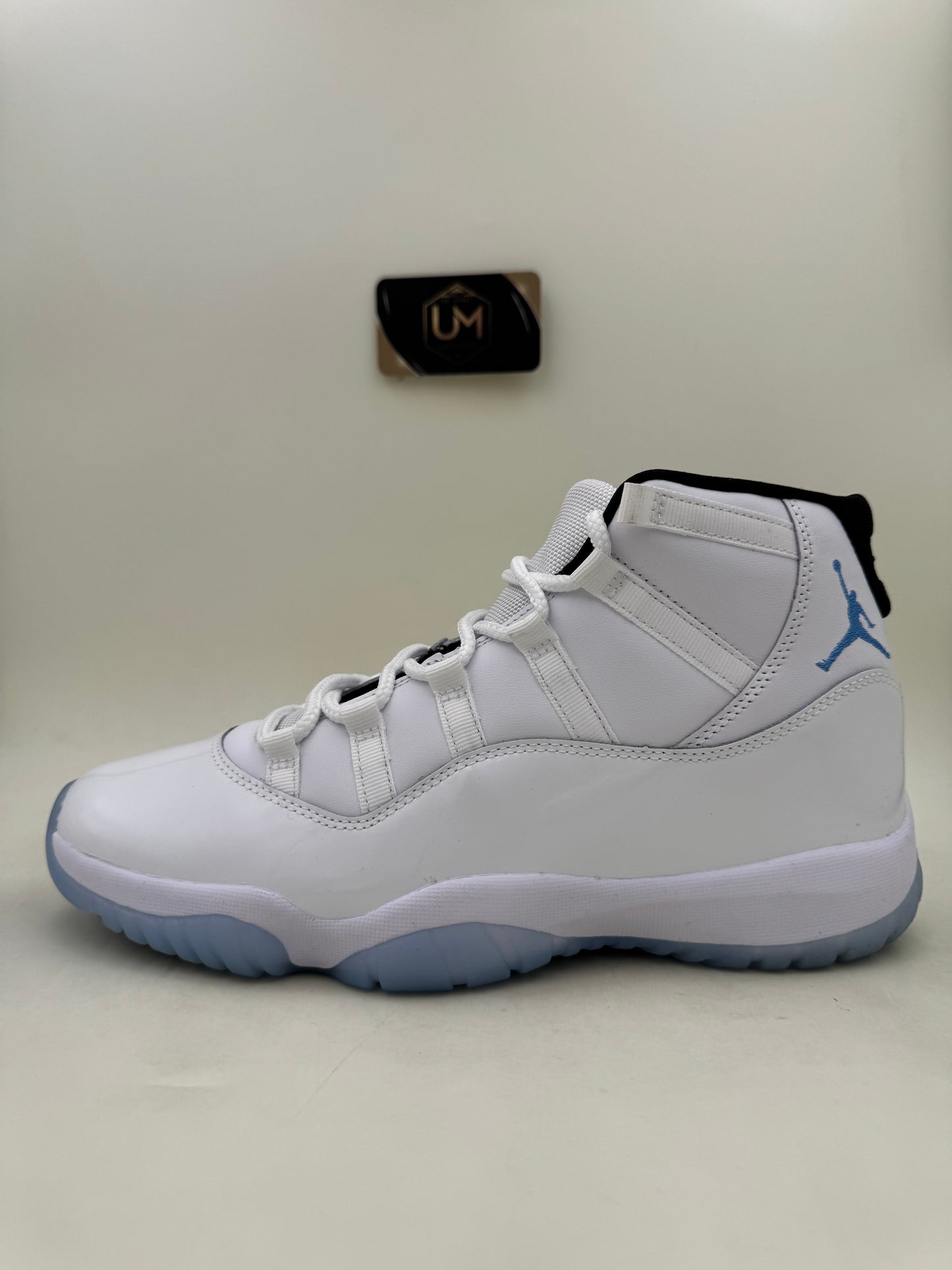 Jordan 11 ‘Legend Blue / Columbia’ 2024 | Size 10